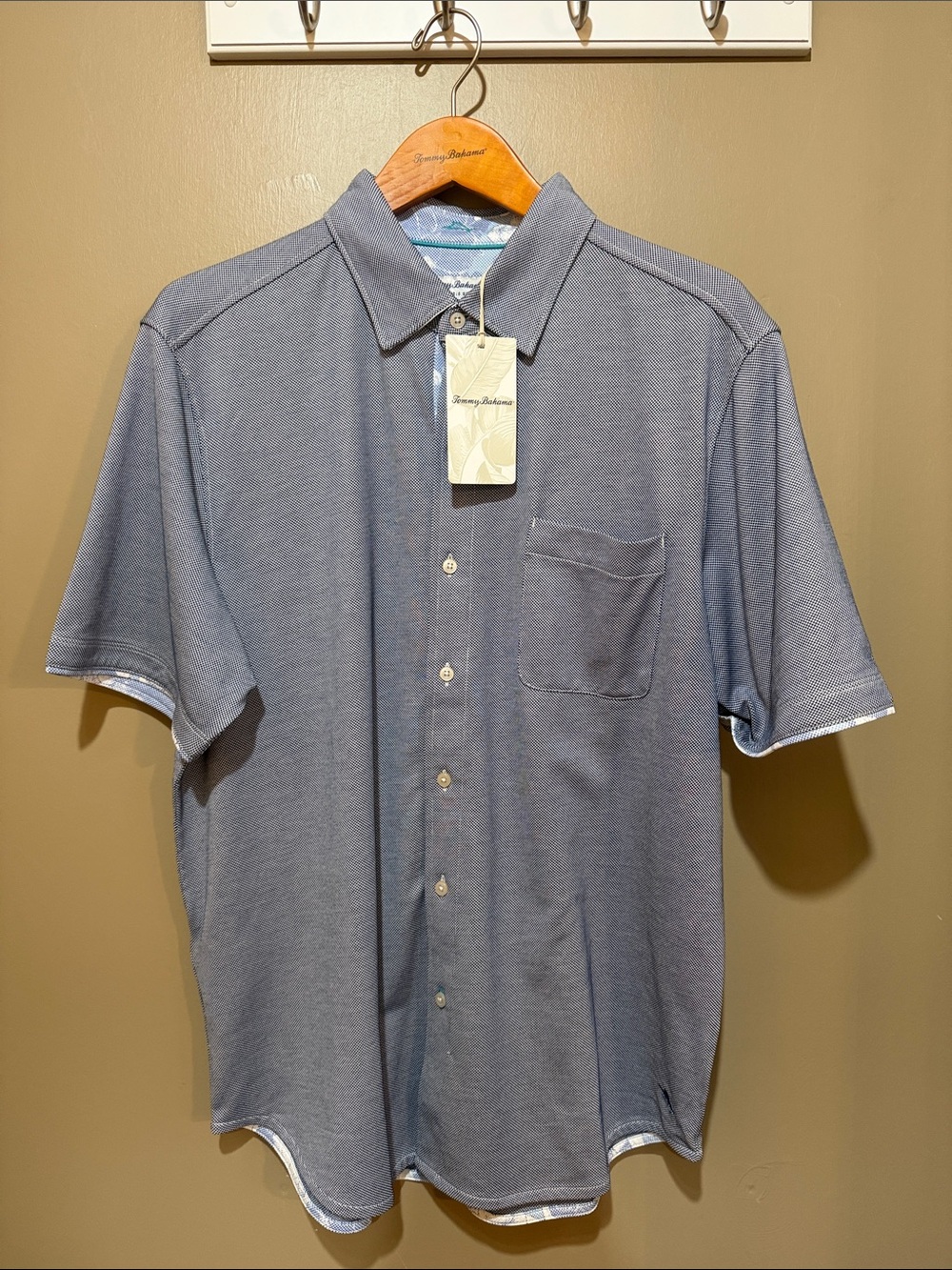 Tommy Bahama San Lucio Cali Blooms Happy Hour Button-Front Shirt - ST227285